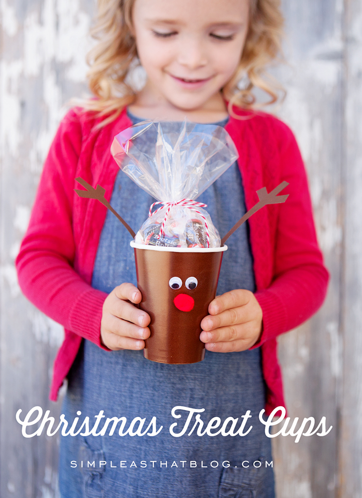 Simple Christmas Treat Cups - quick and inexpensive fun for the kids this holiday season! These cute cups are perfect for party favours, classroom treats and make an easy holiday craft!