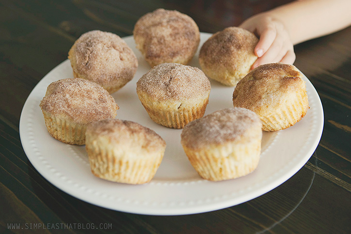 Applesauce Muffins | Back To School Clean Eating Snacks | Homemade Recipes