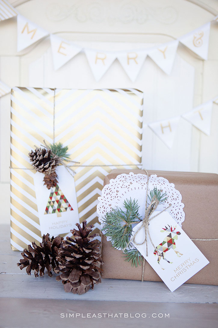 Free printable Merry & Bright gift tags - I love that moose!