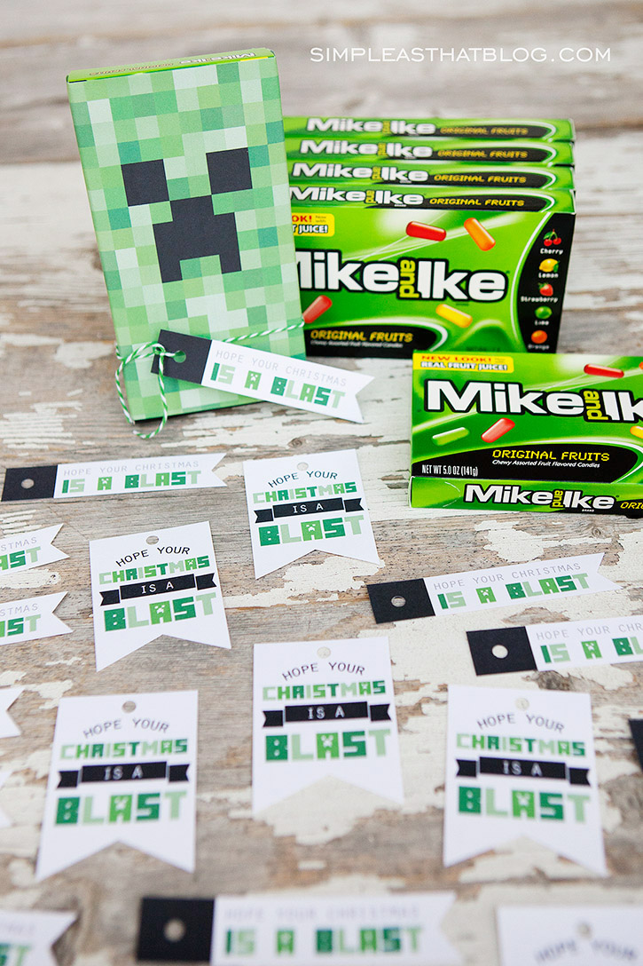 Christmas creeper candy boxes and FREE printable Minecraft gift tags. 