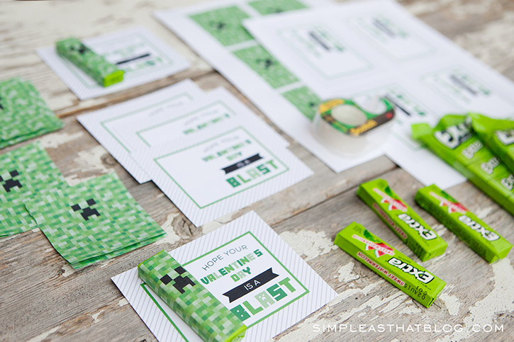 Free printable Minecraft valentines with creeper gum wrappers.