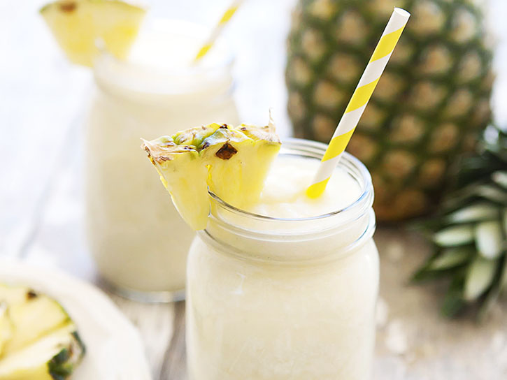 pineapple coconut slushy