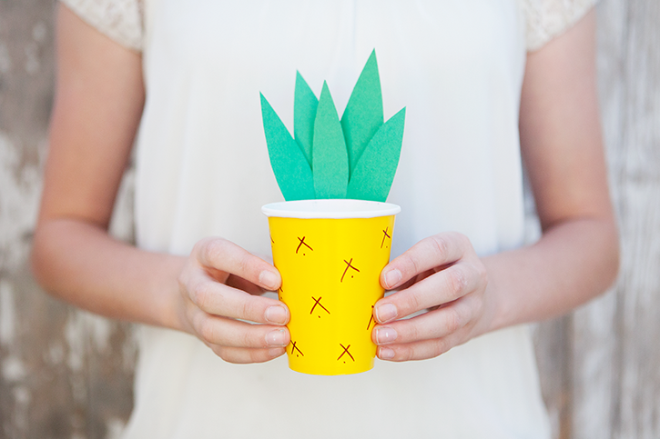 DIY Paper Cups with Lids and Straws (Makes 12) Craft Kits for Kids