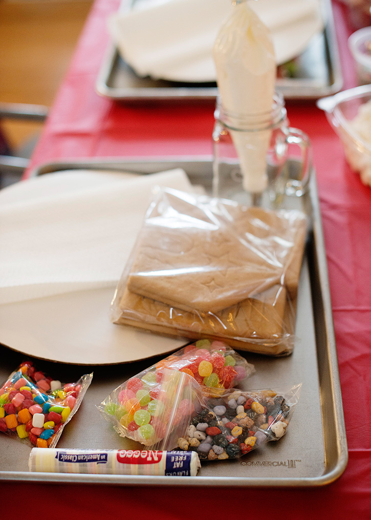 Kids Gingerbread House Party