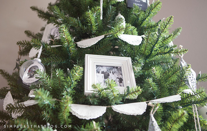 An ode to those moments that are most precious to us, this simple, rustic memory tree is a beautiful combination of photos and DIY ornaments.