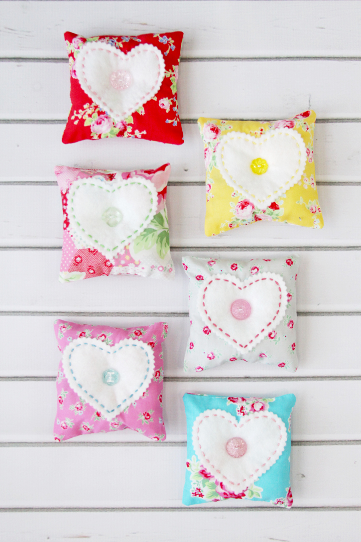 These sweet Heart Lavender Sachets make such fun gifts and they are so simple to sew up that you can make up a bunch at a time!