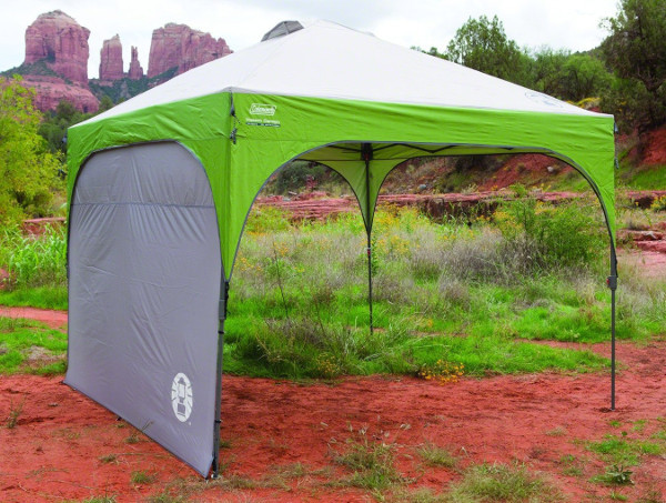 Outdoor Canopy // Essential Outdoor Family Adventure Gear 