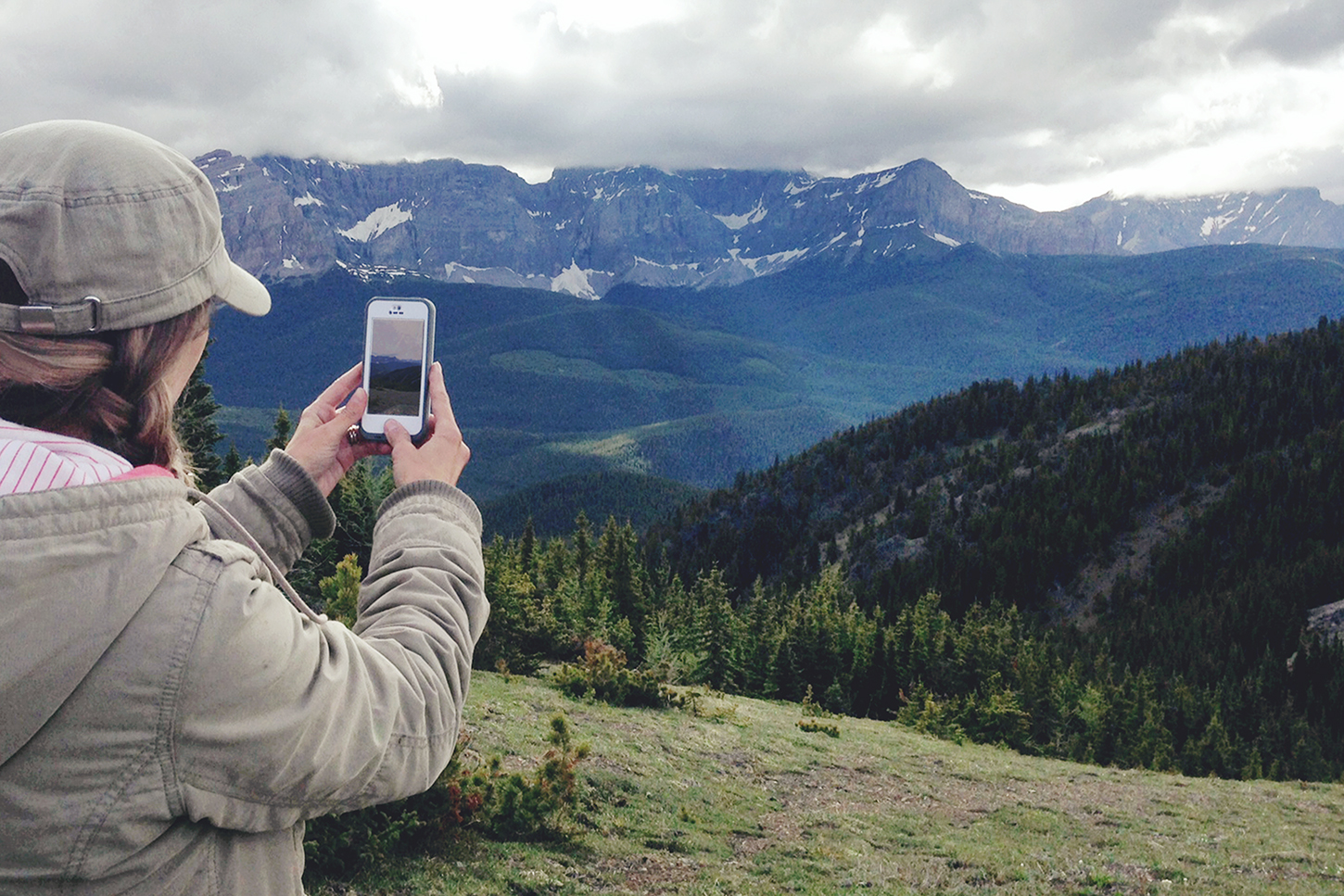 Life proof Phone Case // Essential Outdoor Family Adventure Gear 