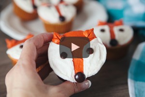 Fox cupcakes how-to decorate video.