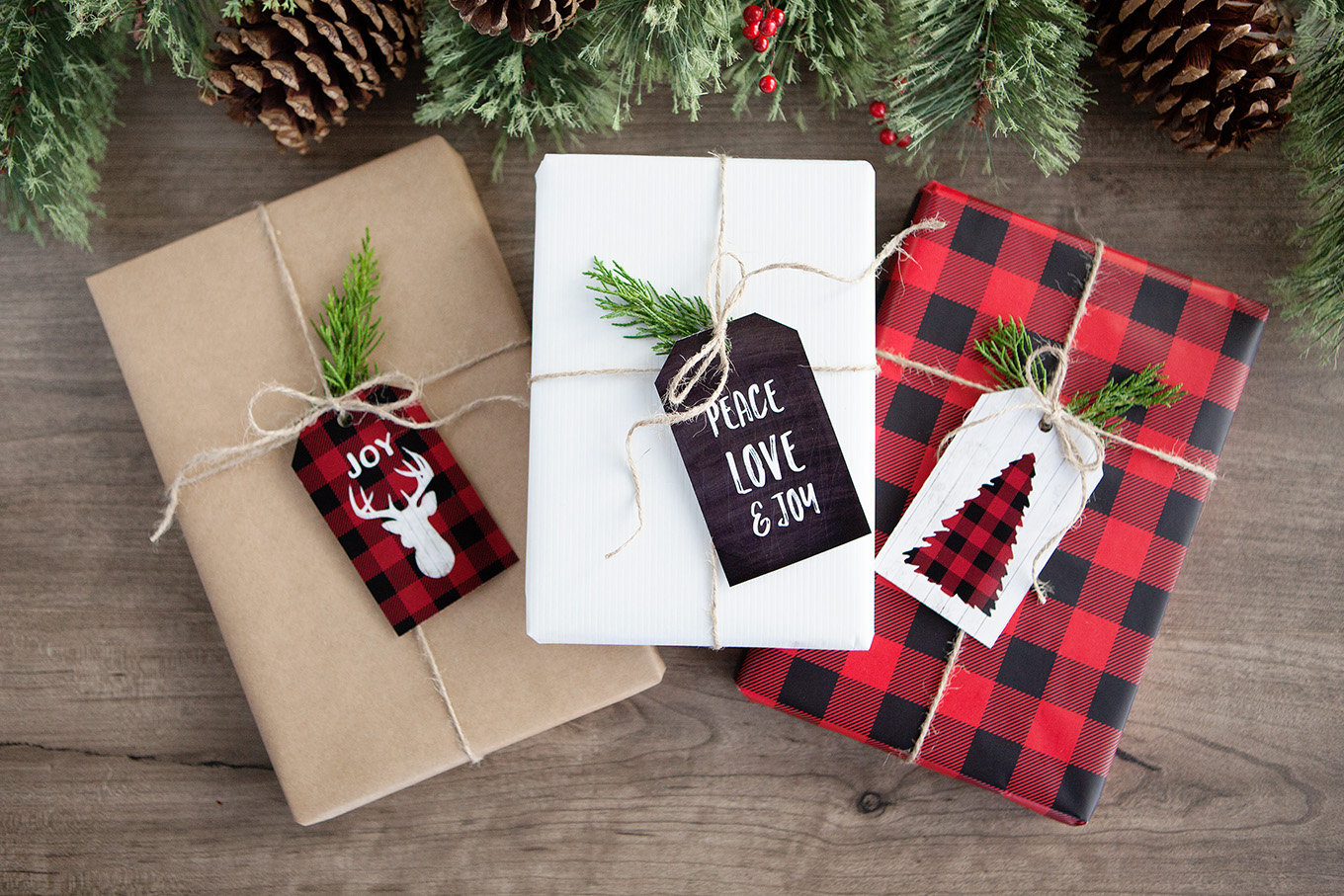 Add a little rustic, outdoorsy flair to your holiday decor and gift wrapping with these free buffalo check plaid Christmas printables.