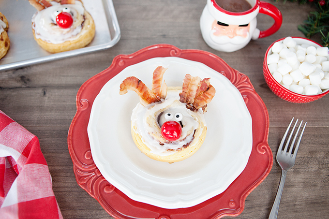 Rudolph the Red-Nosed Reindeer Cinnamon Rolls
