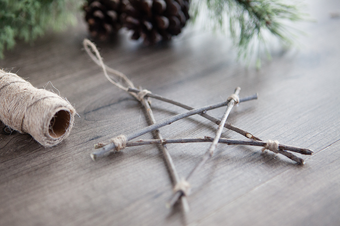 How to Make Rustic twig Christmas Ornaments