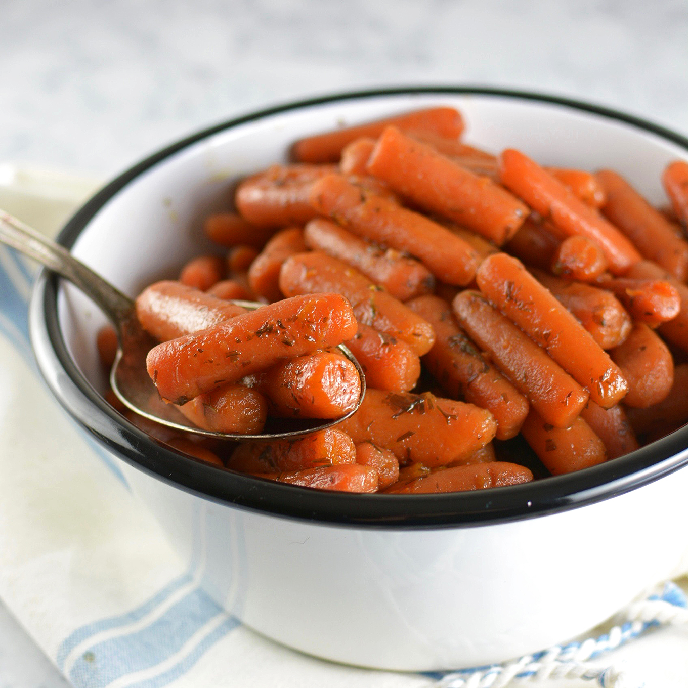 Slow Cooker Baby Carrots with Honey and Brown Sugar Recipe – Home Cooking  Memories