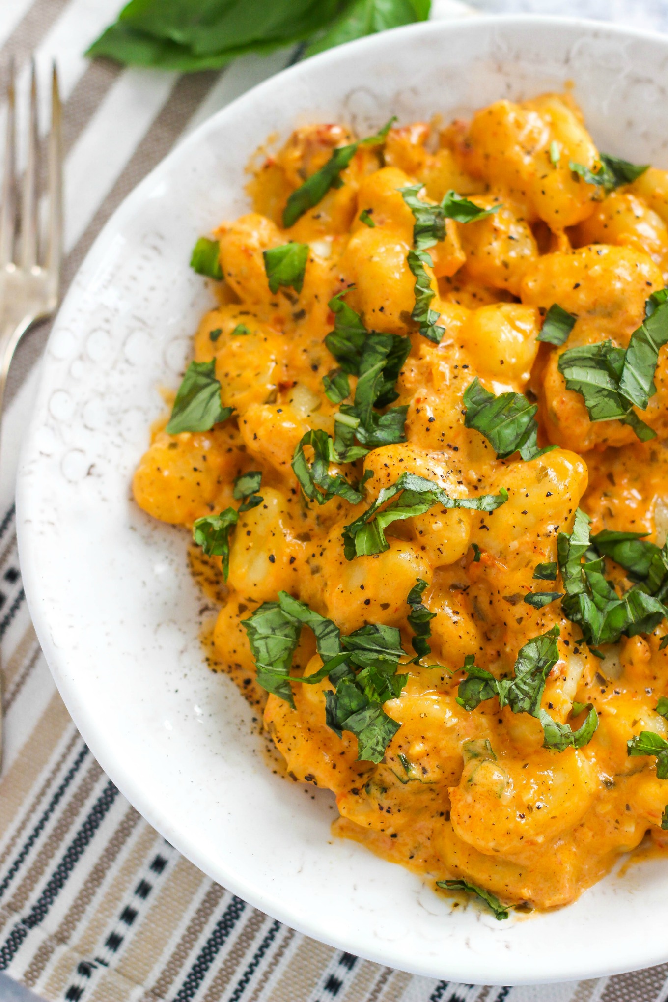 Creamy Sun-Dried Tomato Pesto Gnocchi