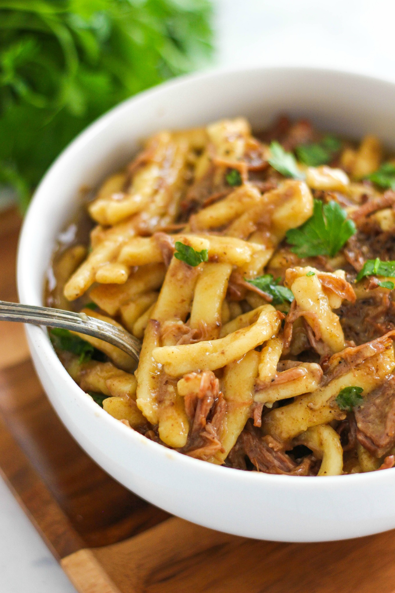 easy-slow-cooker-beef-and-noodles