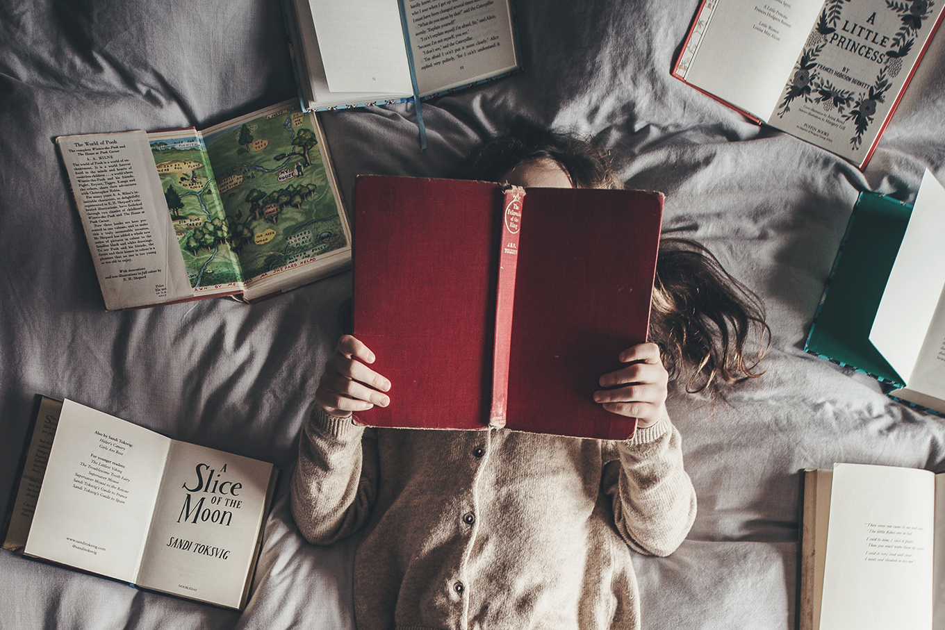 A love of reading is best instilled at an early age & is a gift that stays with our kids forever. Here are the best of the best books to read with kids!